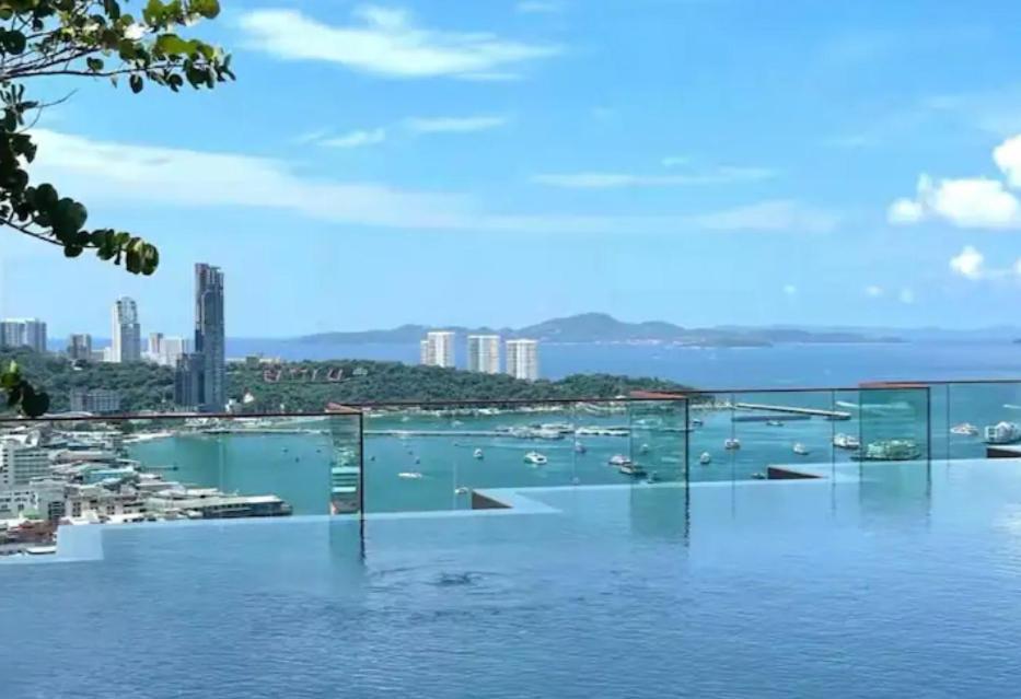 Edge Central Pattaya Seaview Residence With Infinity Pool Exterior foto