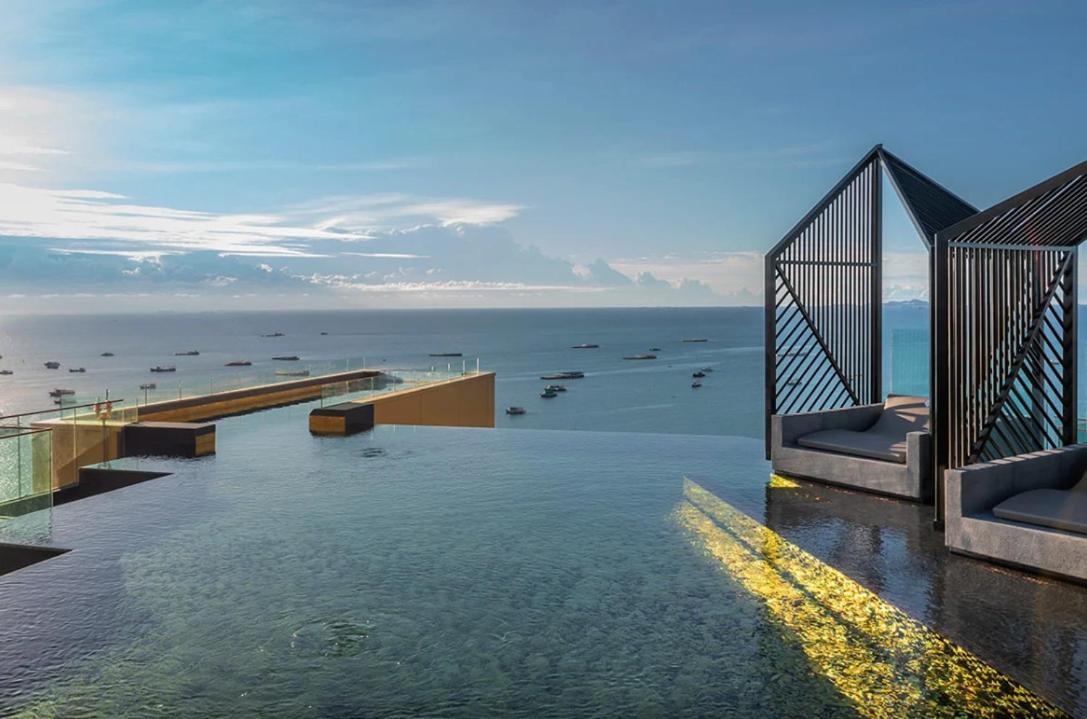 Edge Central Pattaya Seaview Residence With Infinity Pool Exterior foto